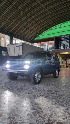 LADA (VAZ) Niva-9