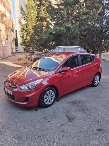 Hyundai Accent-2