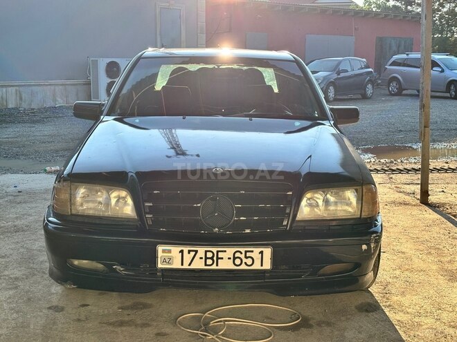 Mercedes C 230-1