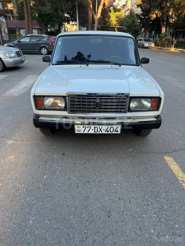 LADA (VAZ) 2107-2
