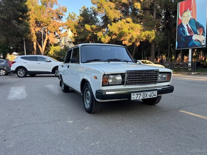 LADA (VAZ) 2107-4