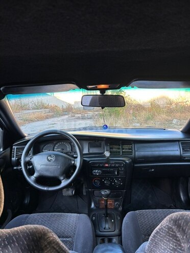 Opel Vectra-5
