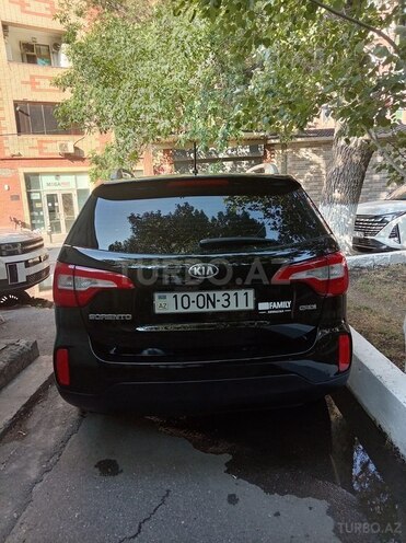 Kia Sorento-4