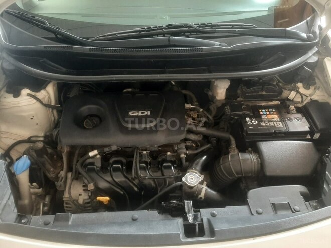 Kia Rio-9
