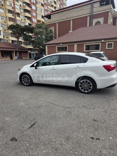 Kia Rio-3