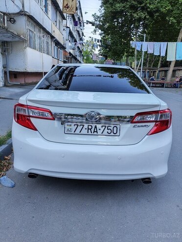 Toyota Camry-2