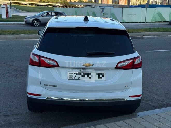 Chevrolet Equinox-8