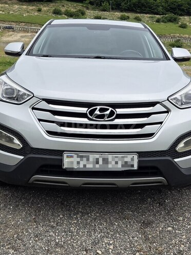 Hyundai Santa Fe-1