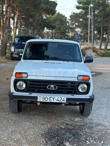 LADA (VAZ) Niva-15