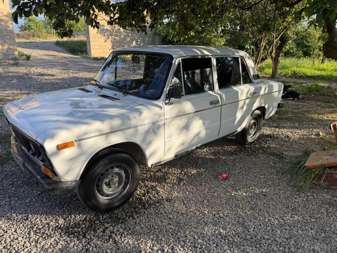 LADA (VAZ) 2106-4