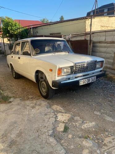 LADA (VAZ) 2107-4