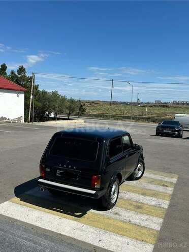 LADA (VAZ) Niva-6