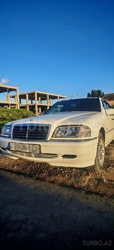 Mercedes C 200-12