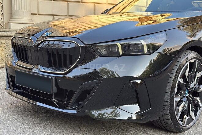 BMW 530e-4