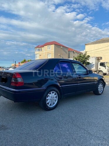 Mercedes C 220-8