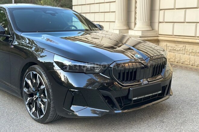BMW 530e-3