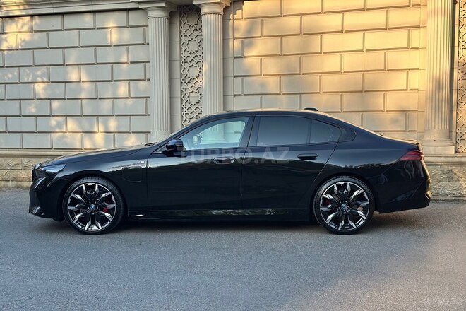 BMW 530e-6