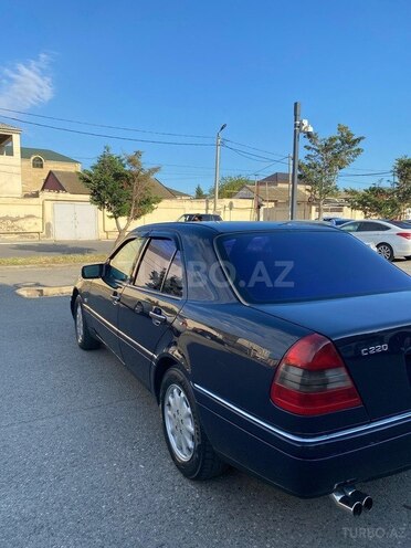 Mercedes C 220-9