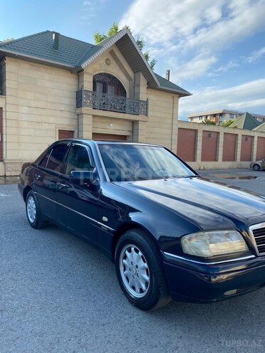 Mercedes C 220-7