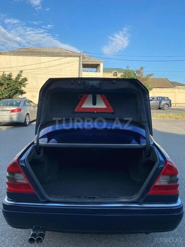 Mercedes C 220-10