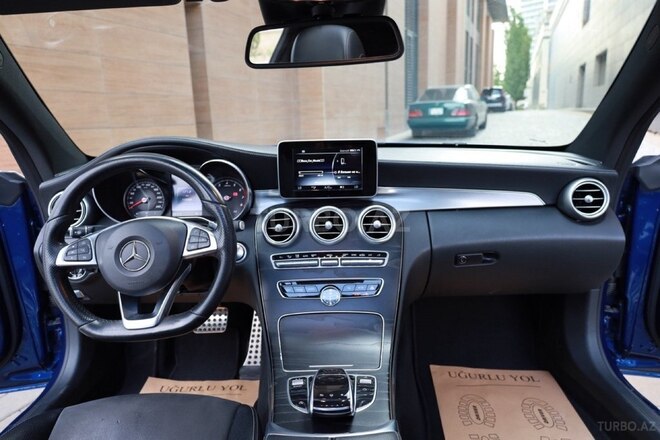 Mercedes C 300-11