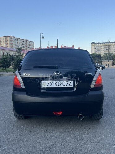 Kia Rio-4