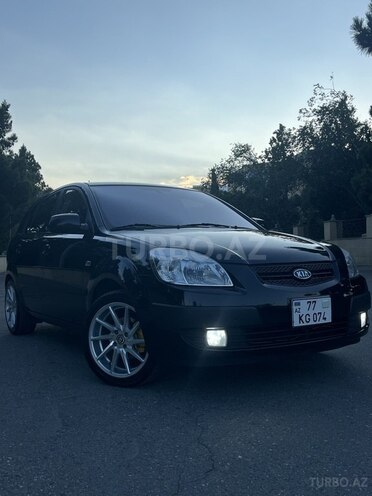 Kia Rio-6