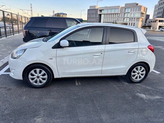 Mitsubishi Mirage-5
