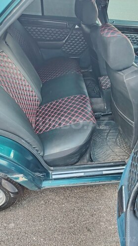 Mercedes 280 E-6