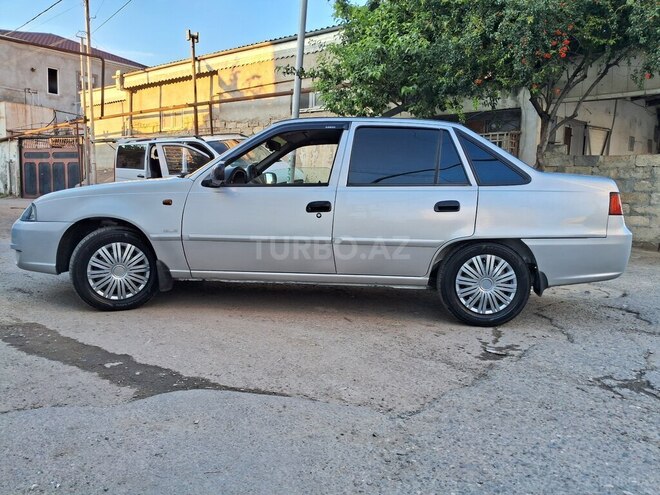 Daewoo Nexia-3