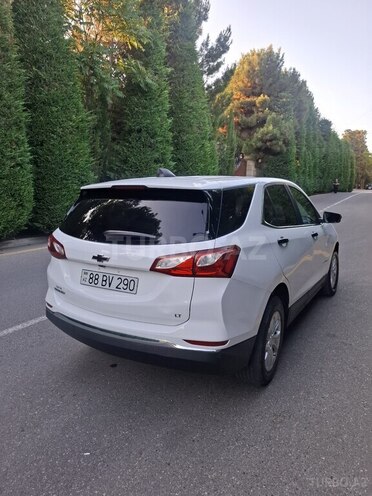 Chevrolet Equinox-5