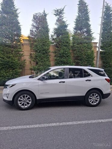 Chevrolet Equinox-7