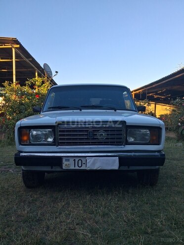 LADA (VAZ) 2107-1