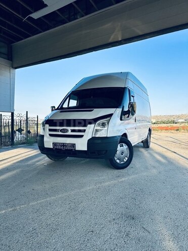 Ford Transit-1