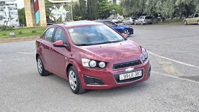 Chevrolet Aveo-14