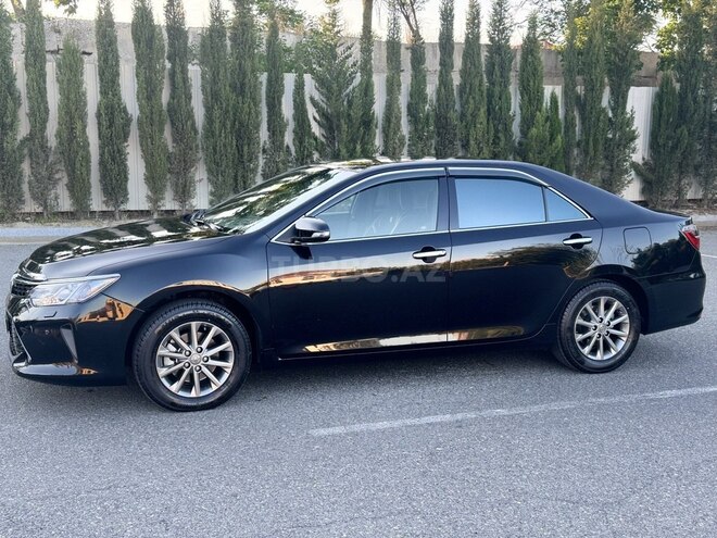 Toyota Camry-3