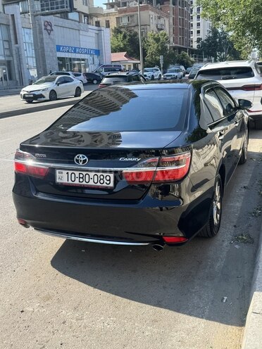 Toyota Camry-17