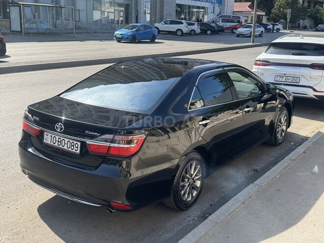 Toyota Camry-16