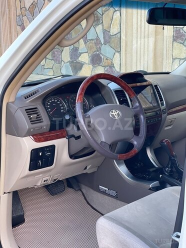Toyota Land Cruiser Prado-9