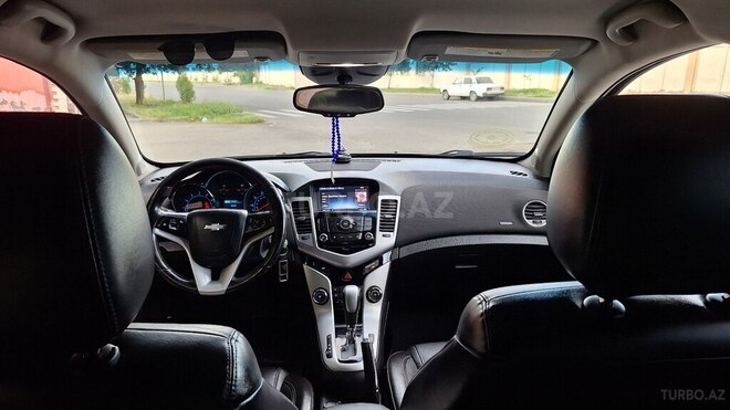 Chevrolet Cruze-3