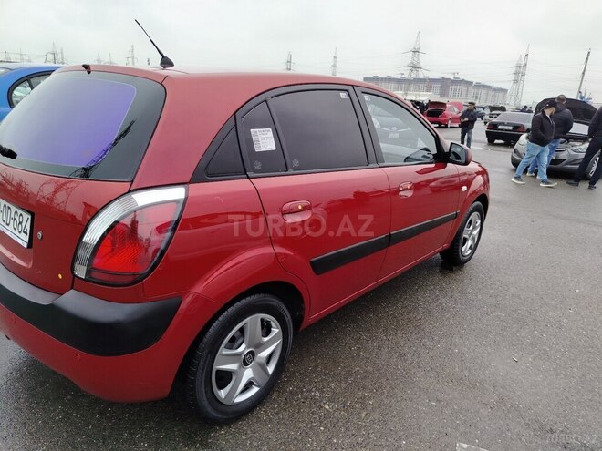 Kia Rio-4