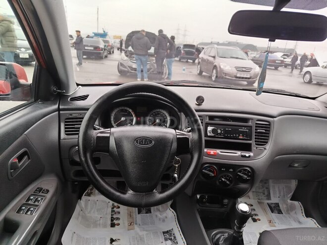 Kia Rio-7