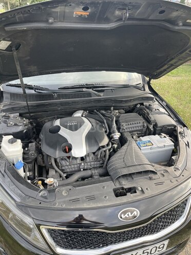 Kia Optima-12