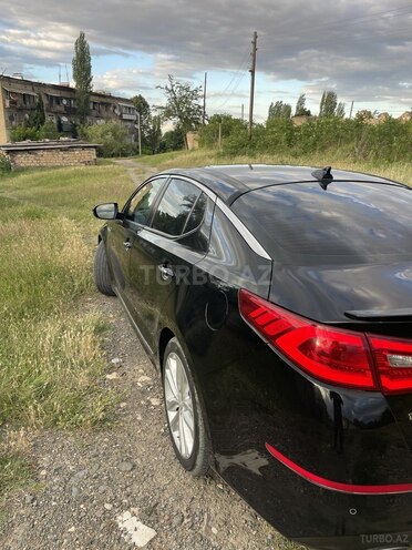 Kia Optima-4