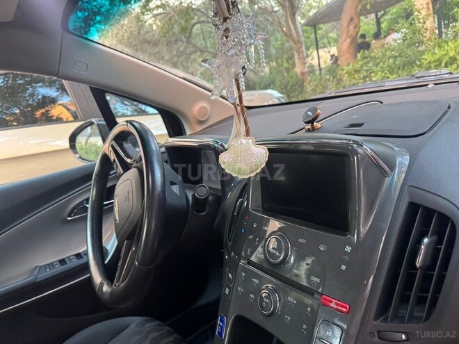 Chevrolet Volt-10