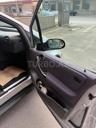 Mercedes A 160-17