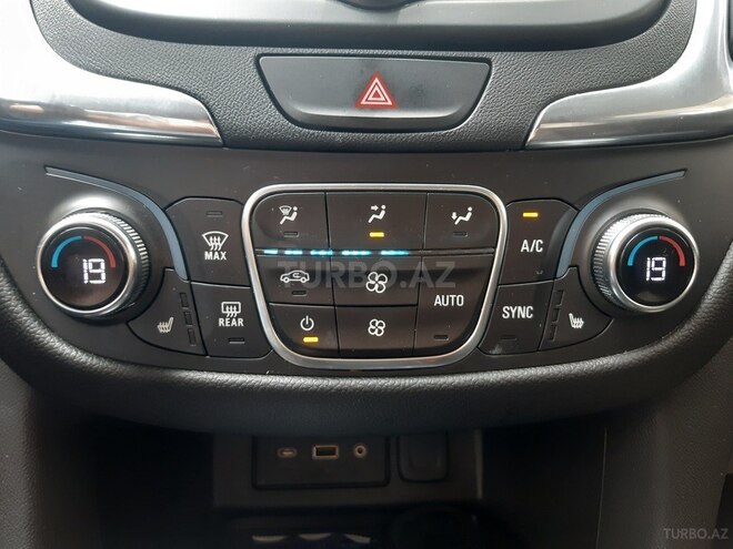 Chevrolet Equinox-9