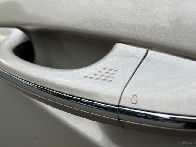 Ford Fusion (North America)-14