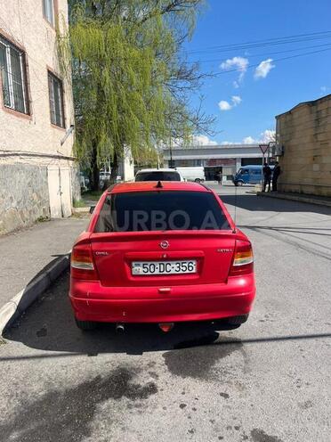 Opel Astra-2