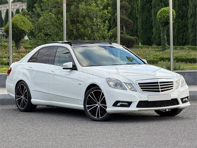 Mercedes E 220-3